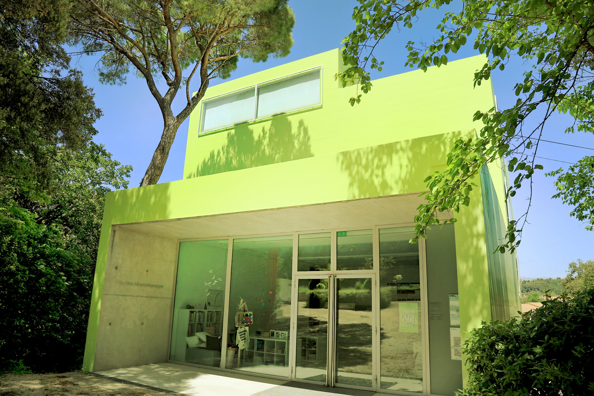 L'Espace de l’Art Concret et sa collection d’art abstrait Réseau Plein Sud le guide des L'Espace de l’Art Concret et sa collection d’art abstrait Réseau Plein Sud le guide des