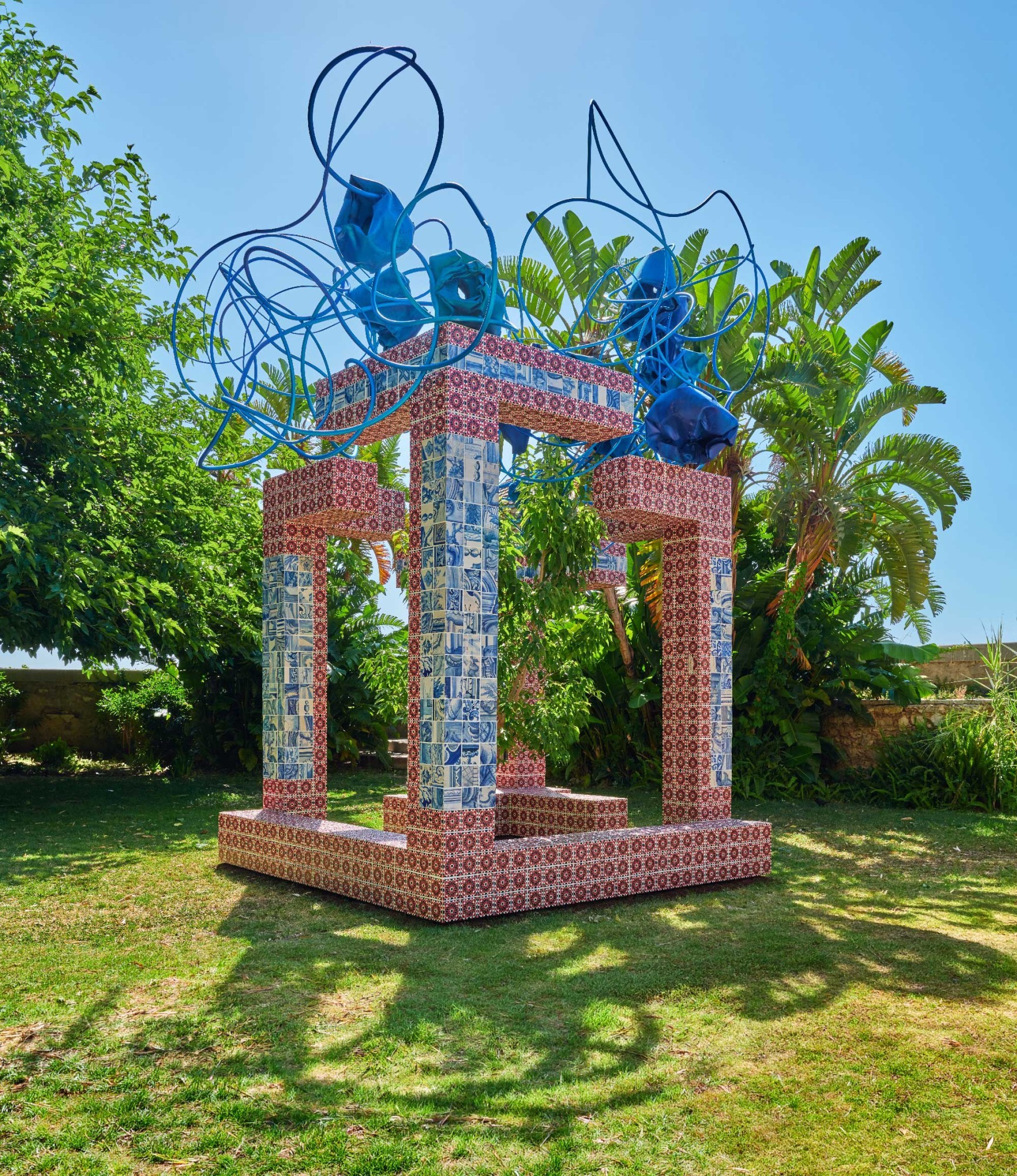 Arne Quinze & Joana Vasconcelos, Temple Tetris © Jean-Christophe Lett
