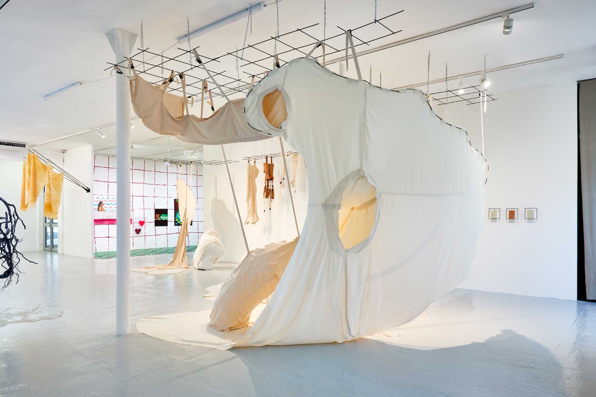 La Relève 8, Vue d'exposition, Château de Servières, Marseille, 2026 ®Louise Lett