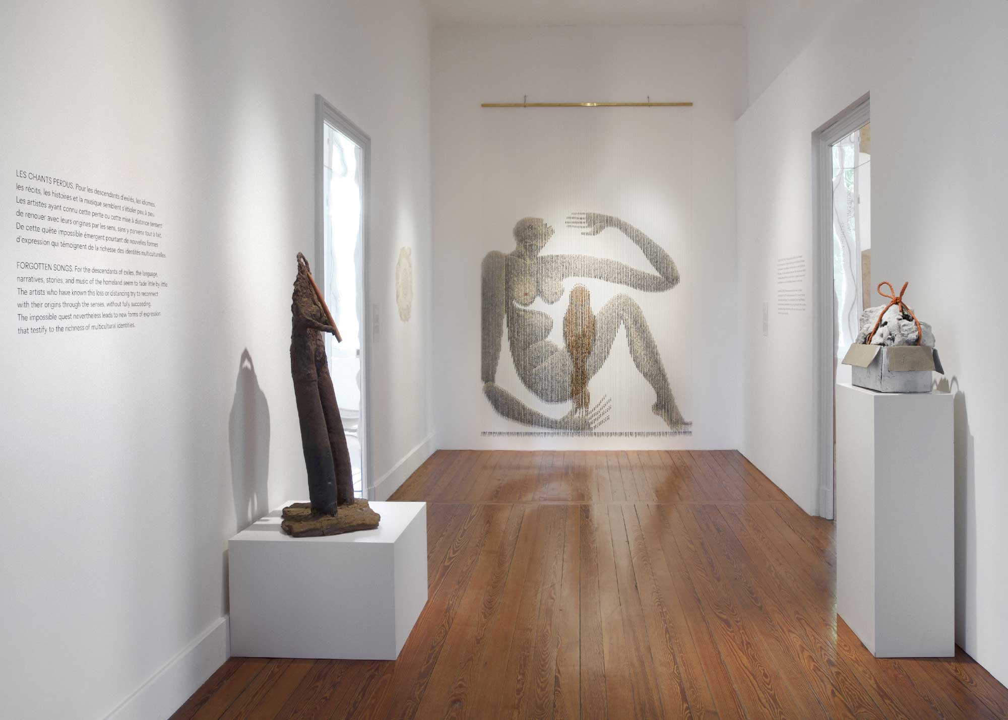 Simone Fattal, Music on my mind, 2024, Courtesy of the artist and kaufmann repetto Milano / New York, Photo © Bertrand Michau, © Simone Fattal, ADAGP, Paris – 2026 / Zoë Paul, Persephone, 2026, Courtesy of the artist, Photo © Bertrand Michau / Thomas Lerooy, Souvenir, 2012, Collection RAJA, Photo © Bertrand Michau, © Thomas Lerooy, ADAGP, Paris – 2026