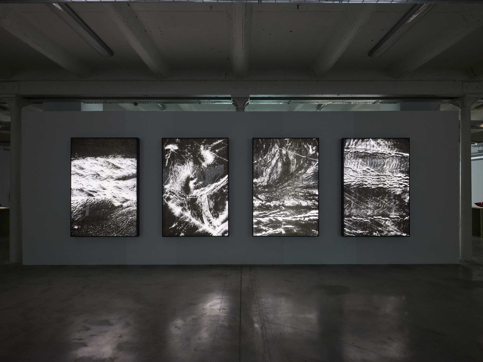 Abdessamad El Montassir. Vues d’exposition Sur les ruines, les pierres fleurissent, présentée par Fræme en partenariat avec le Cirva, à la Friche la Belle de Mai, 2026 © Abdessamad El Montassir / ADAGP, Paris. Crédit photos : Grégoire d’Ablon