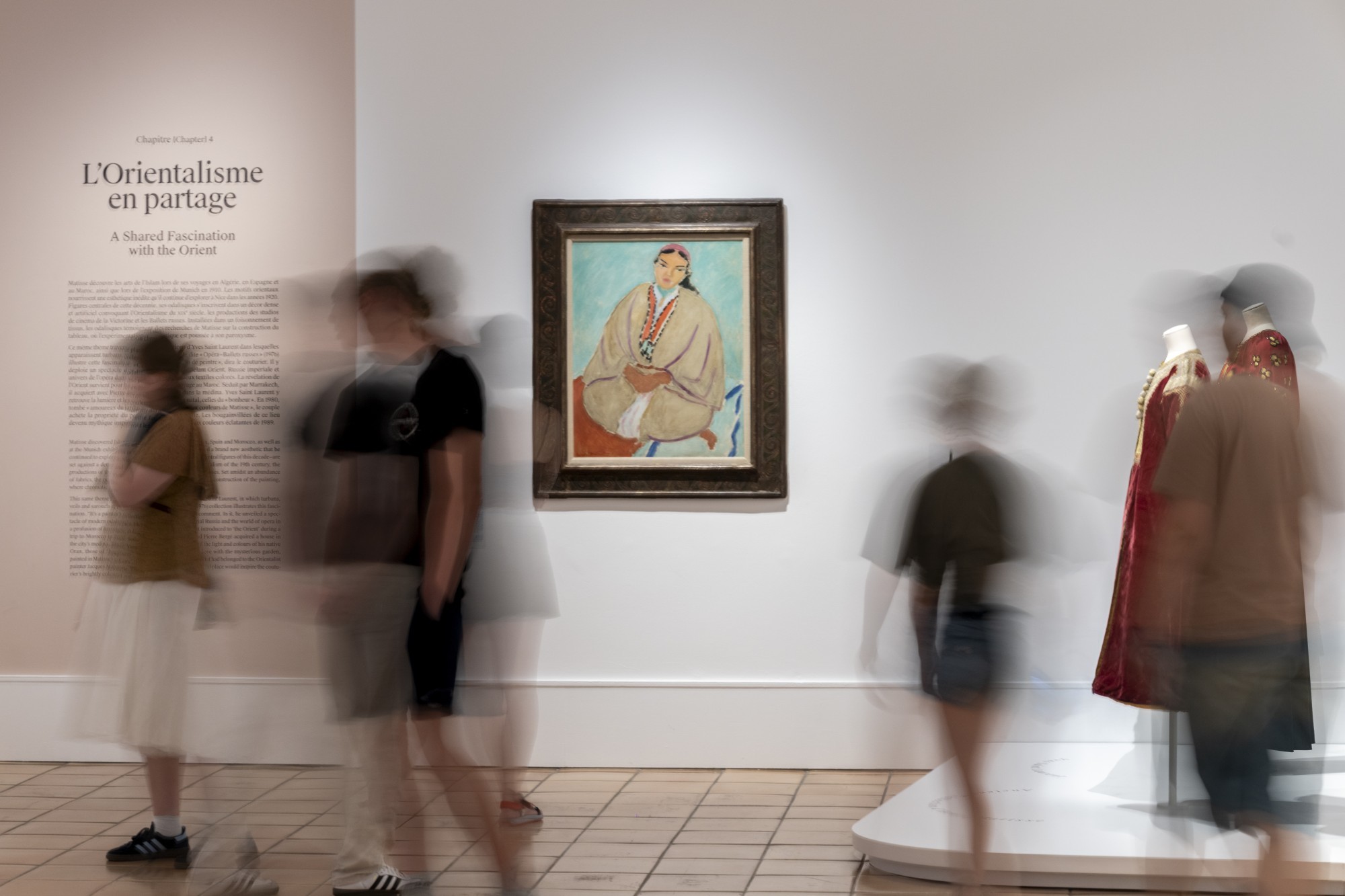 Vue de l'exposition Henri Matisse – Yves Saint Laurent. Le beau, la mode et le bonheur, Musée Matisse Nice © Ville de Nice - David Nouy
