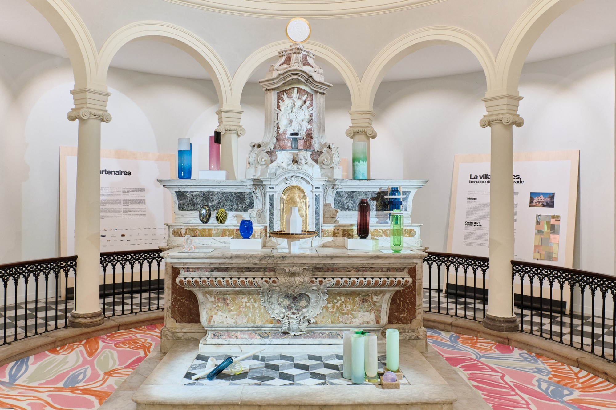 Vue d'exposition, 20+10 : Génération(s) Design Parade, Chapelle Chalucet, Toulon © Luc Bertrand